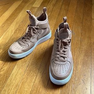 UltraForce Mid Nike Air Force 1